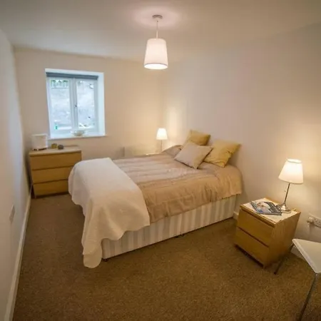 Champion Court Two Bedroom Flat Bristol Exterior foto