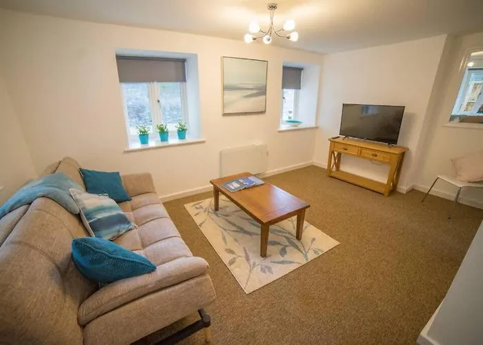Champion Court Two Bedroom Flat