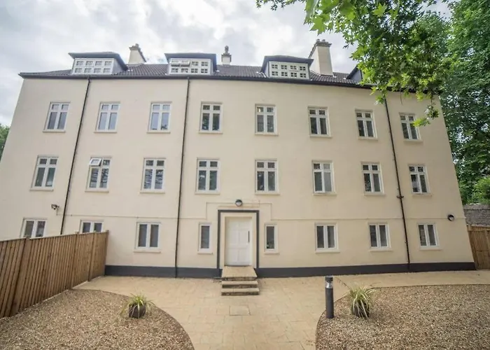Champion Court Two Bedroom Flat